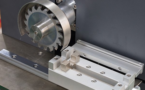 全自動缺口制樣機內部結構 全自動缺口制樣機內部結構